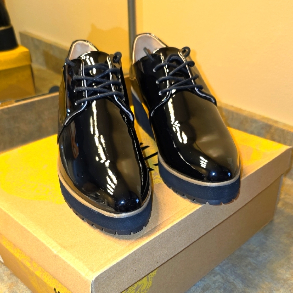 Women's Black Dress Shoes